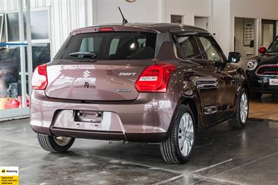 2018 Suzuki Swift - Thumbnail