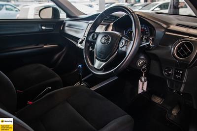 2013 Toyota Corolla - Thumbnail