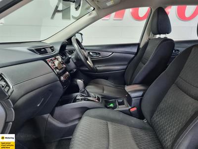 2018 Nissan X-Trail - Thumbnail