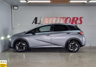 2023 BYD Dolphin - Thumbnail