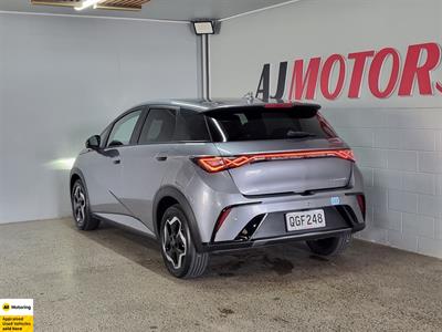 2023 BYD Dolphin - Thumbnail