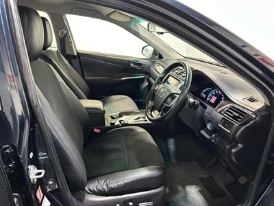 2012 Toyota Camry - Thumbnail