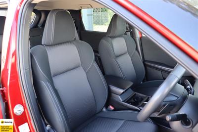 2022 Mitsubishi Outlander - Thumbnail