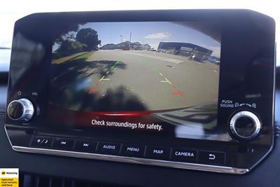 2022 Mitsubishi Outlander - Thumbnail