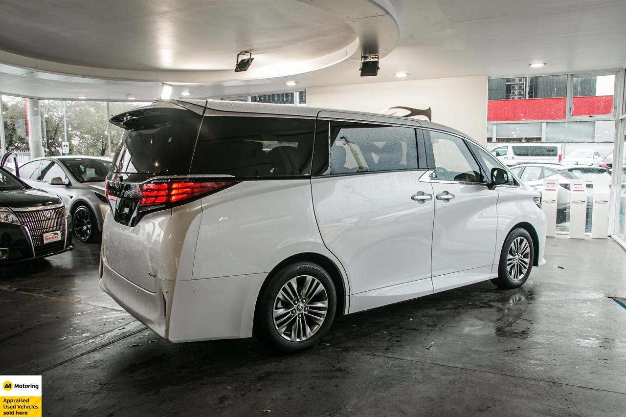 2024 Toyota Alphard