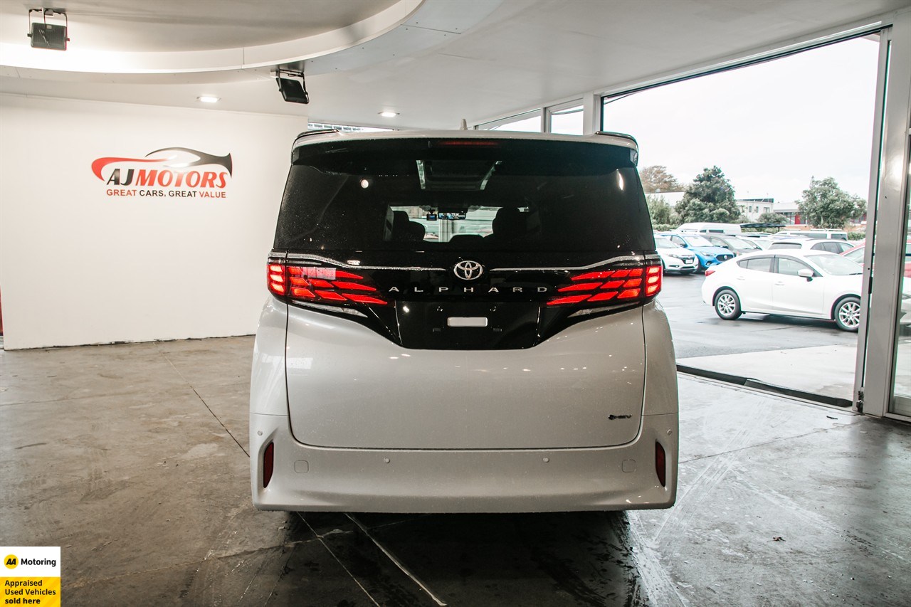 2024 Toyota Alphard