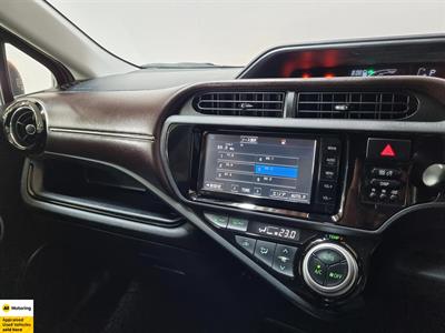2016 Toyota Aqua - Thumbnail