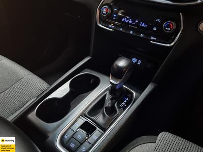 2020 Hyundai Santa Fe - Thumbnail