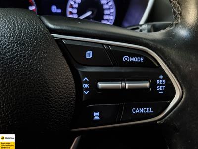 2020 Hyundai Santa Fe - Thumbnail