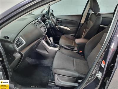2015 Suzuki S-Cross - Thumbnail