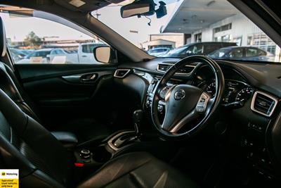 2016 Nissan X-Trail - Thumbnail