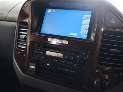 2006 Mitsubishi Pajero - Thumbnail