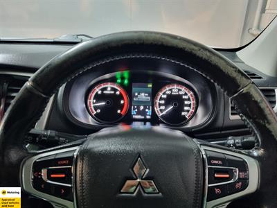 2020 Mitsubishi Triton - Thumbnail