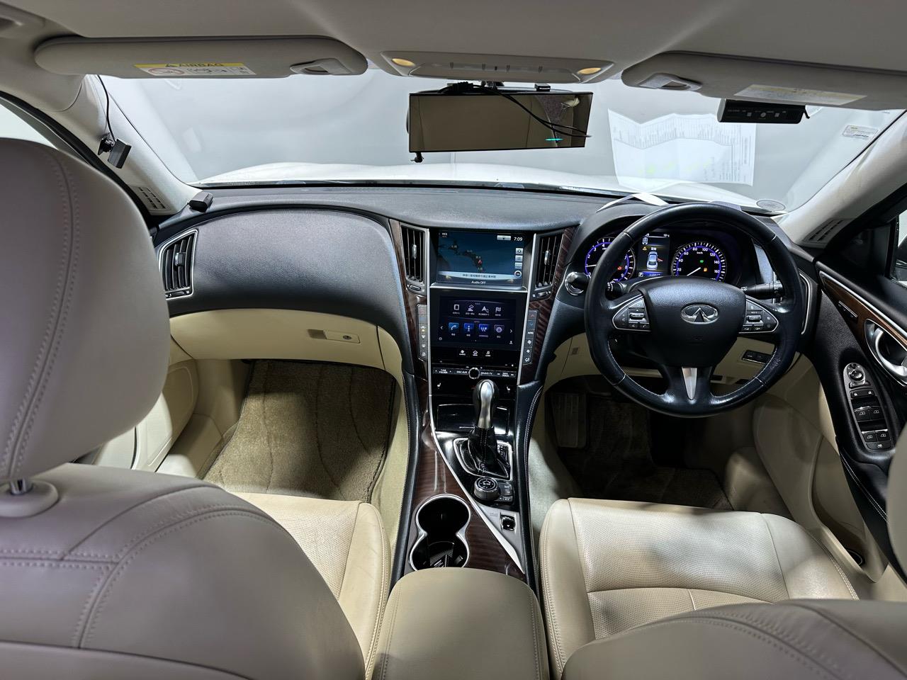 2014 Nissan Skyline