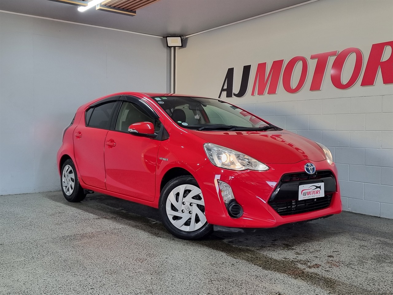 2015 Toyota Aqua