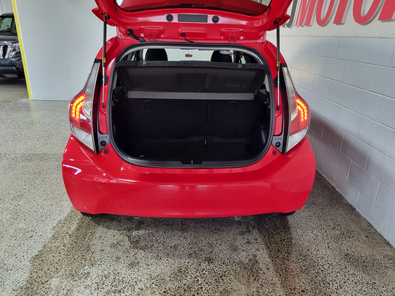 2015 Toyota Aqua