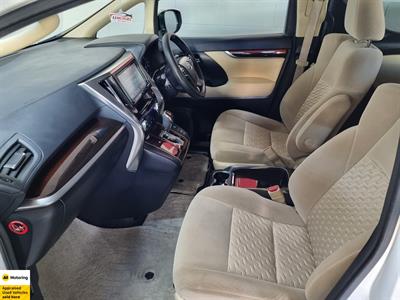 2016 Toyota Alphard - Thumbnail