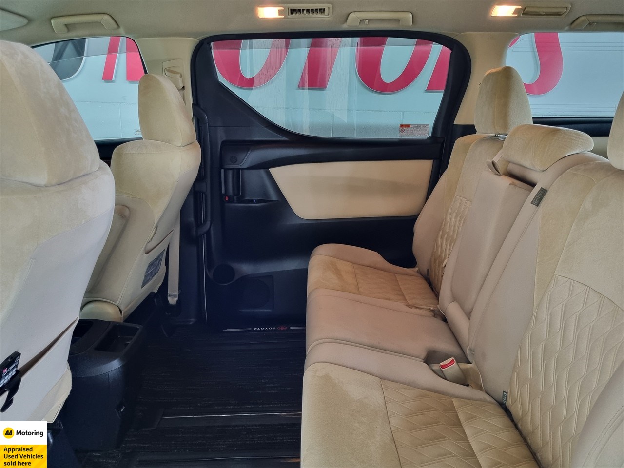 2018 Toyota Vellfire