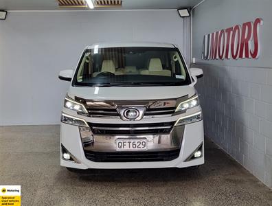 2018 Toyota Vellfire - Thumbnail