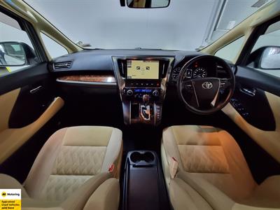 2018 Toyota Vellfire - Thumbnail