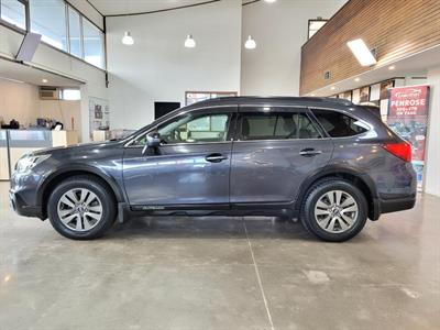 2017 Subaru Outback - Thumbnail