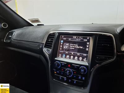 2015 Jeep Grand Cherokee - Thumbnail