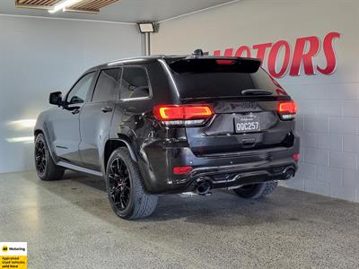 2015 Jeep Grand Cherokee - Thumbnail