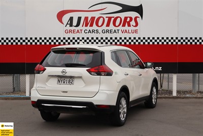 2022 Nissan X-Trail - Thumbnail