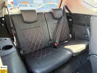 2014 Toyota Prius - Thumbnail