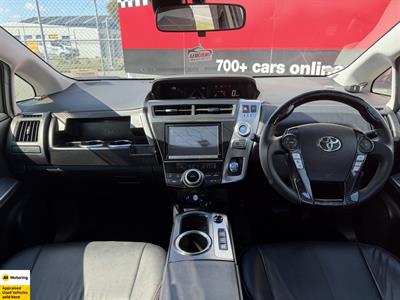 2014 Toyota Prius - Thumbnail