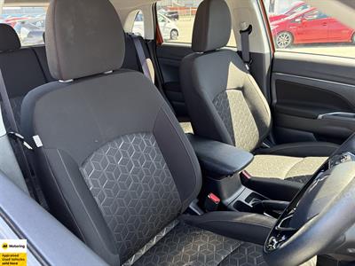 2024 Mitsubishi ASX - Thumbnail