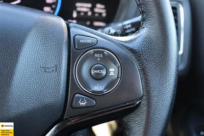 2016 Honda Vezel - Thumbnail