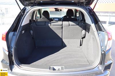 2016 Honda Vezel - Thumbnail