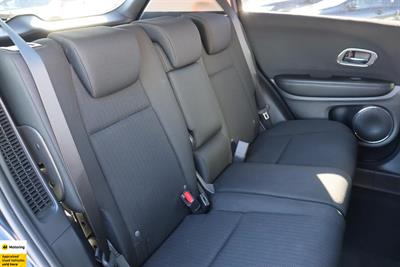2016 Honda Vezel - Thumbnail