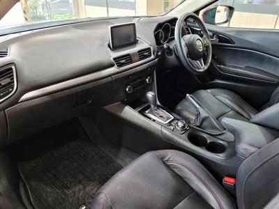 2016 Mazda Axela - Thumbnail