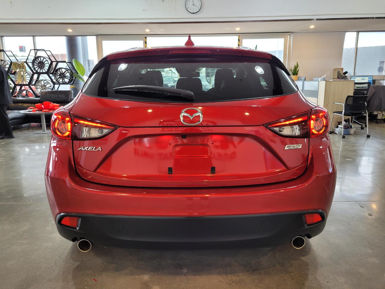2016 Mazda Axela