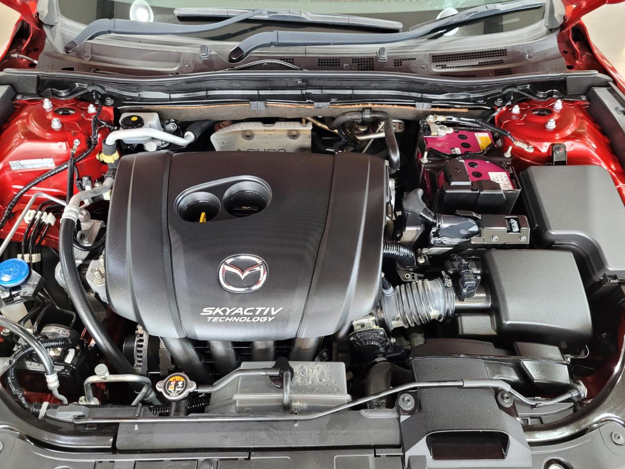 2016 Mazda Axela