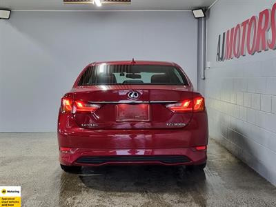 2014 Lexus GS 300h - Thumbnail