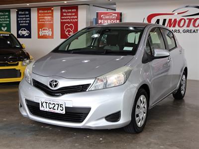 2013 Toyota Yaris - Thumbnail