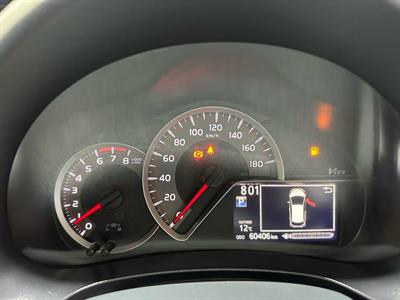 2014 Toyota Vitz - Thumbnail