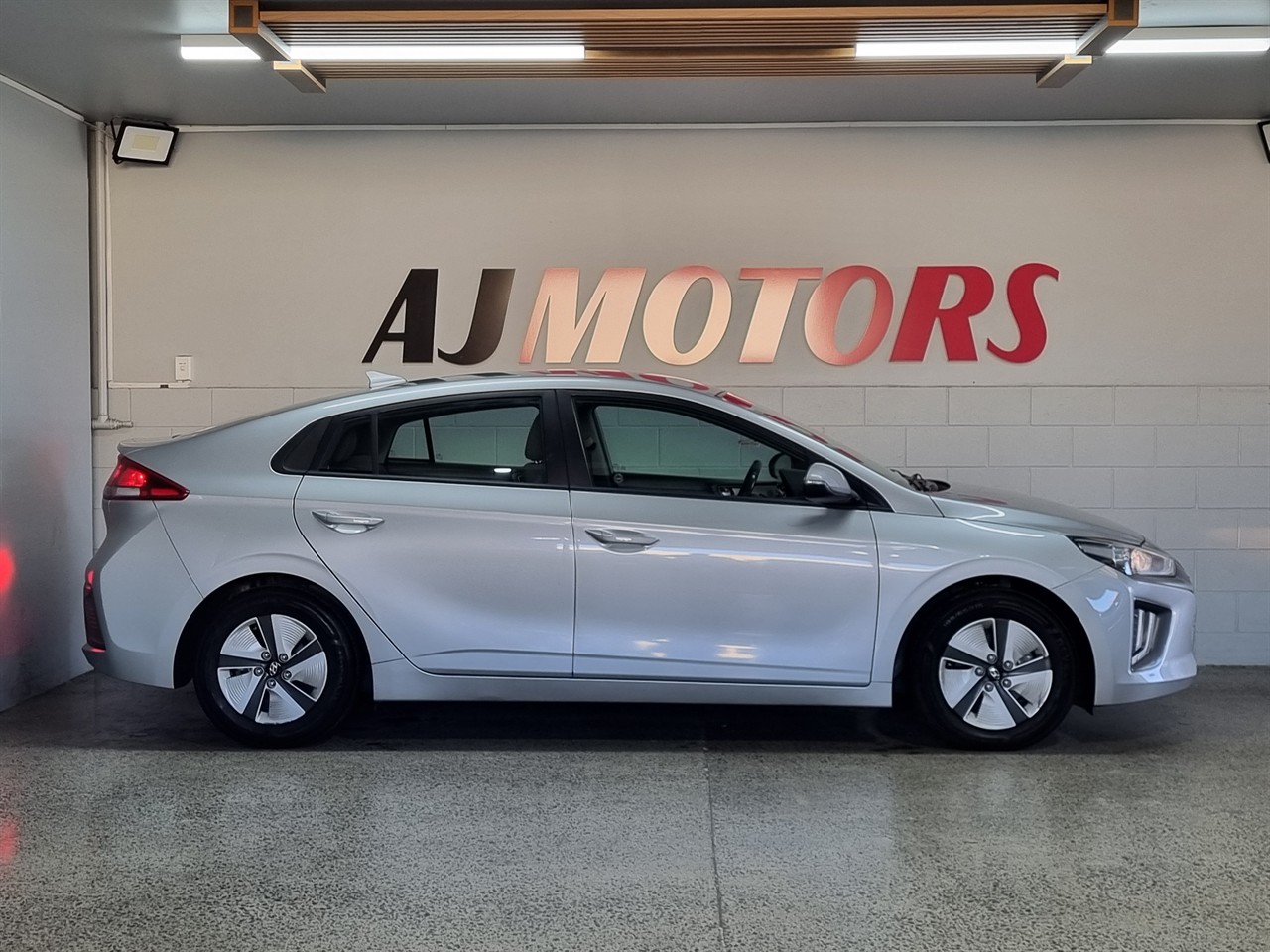 2022 Hyundai IONIQ