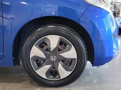 2017 Honda Fit - Thumbnail