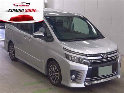 2014 Toyota Voxy - Thumbnail