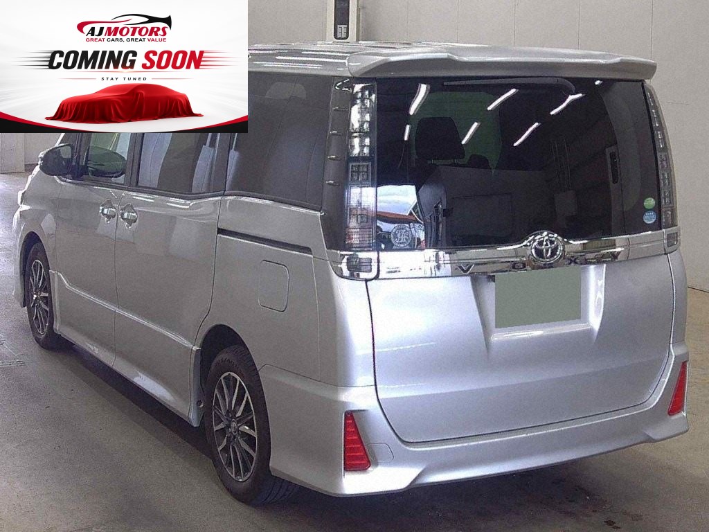 2014 Toyota Voxy