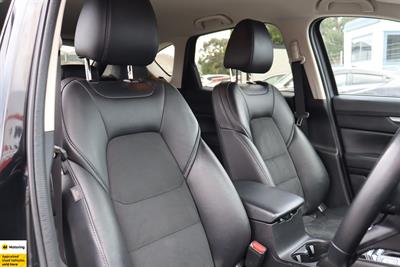 2022 Mazda CX-5 - Thumbnail