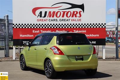 2015 Suzuki Swift - Thumbnail