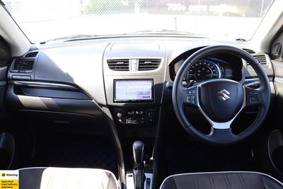 2015 Suzuki Swift - Thumbnail