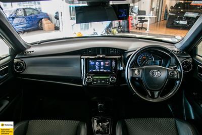 2016 Toyota Corolla - Thumbnail
