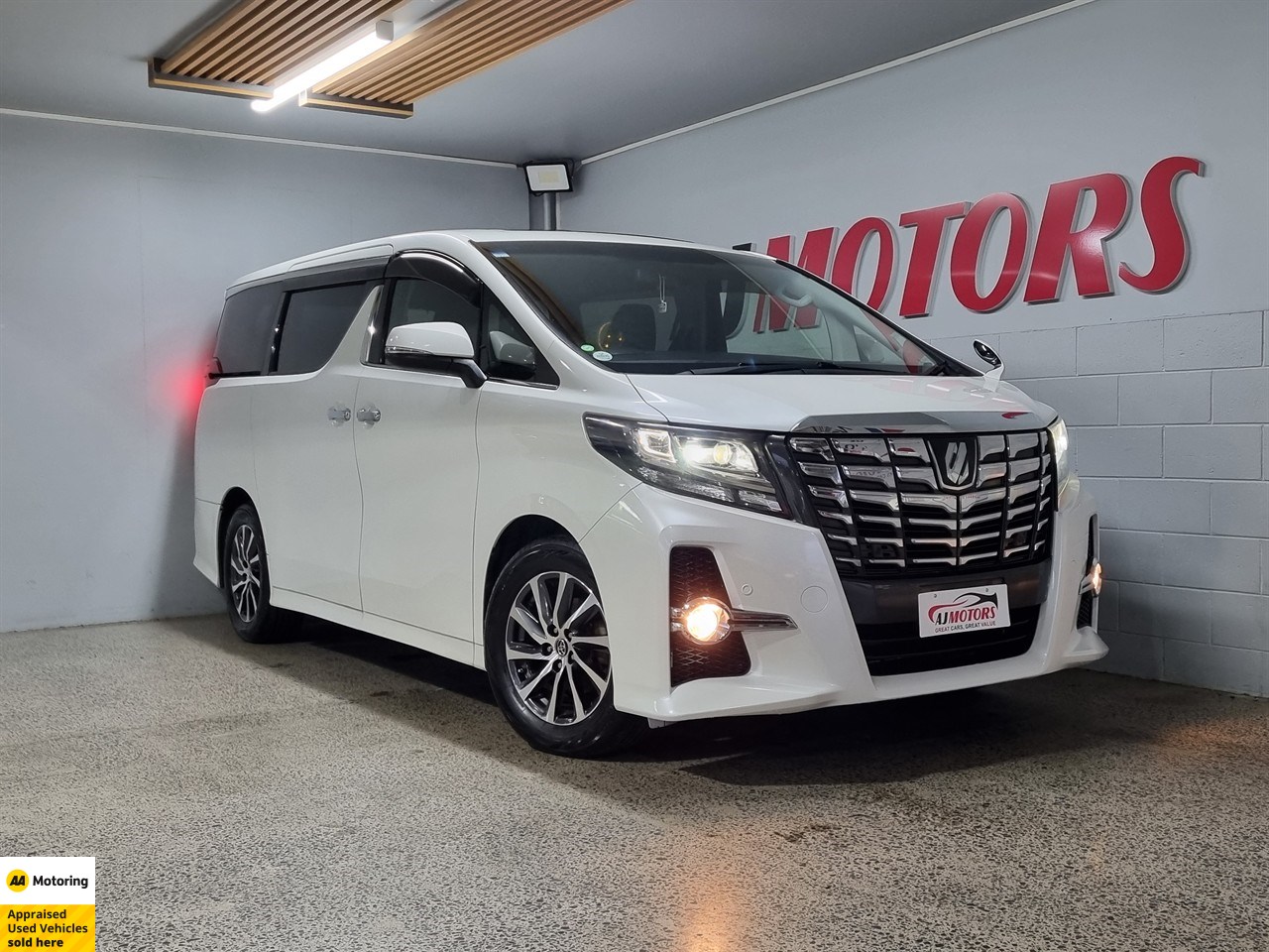 2016 Toyota Alphard
