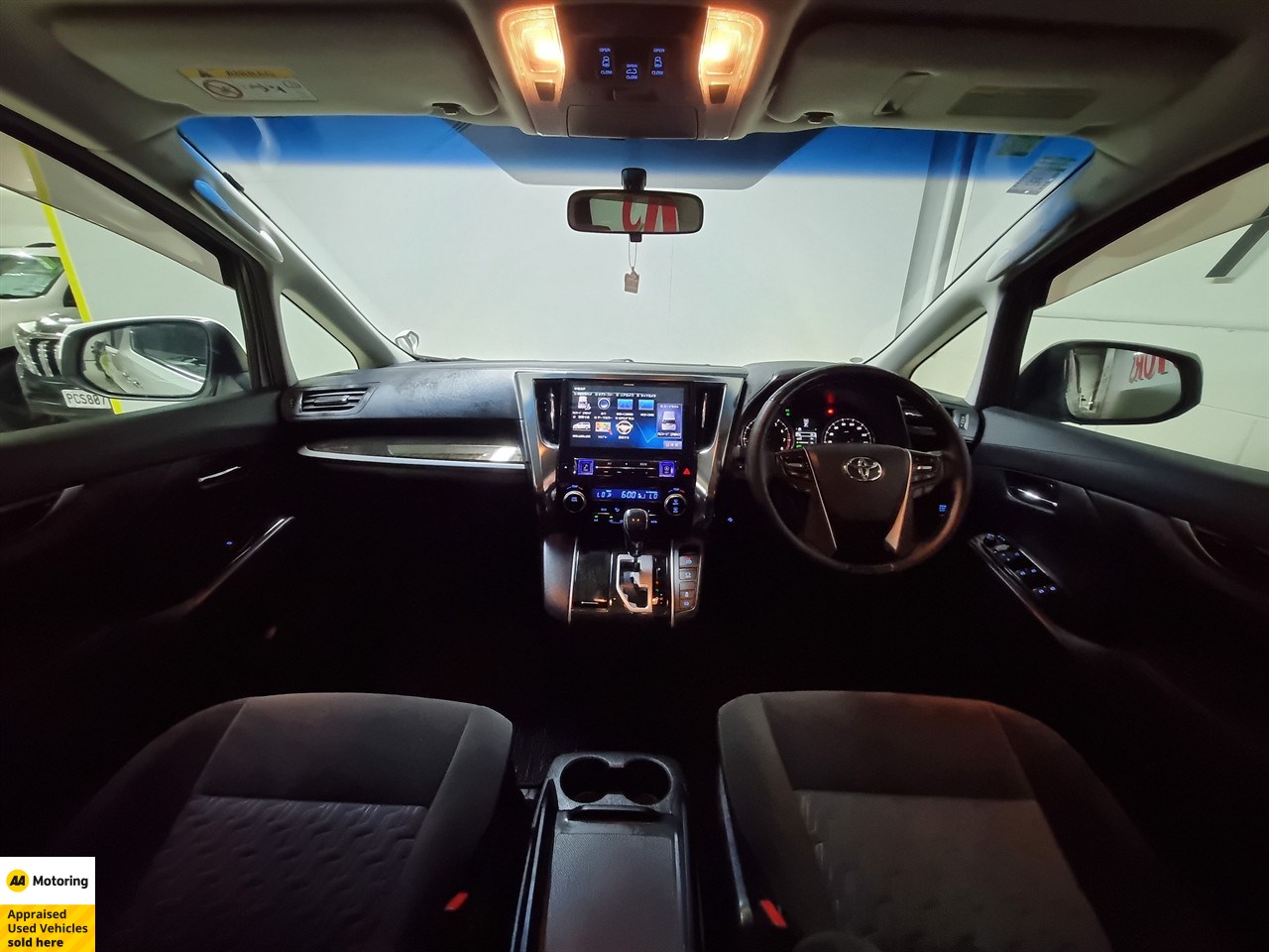 2016 Toyota Alphard